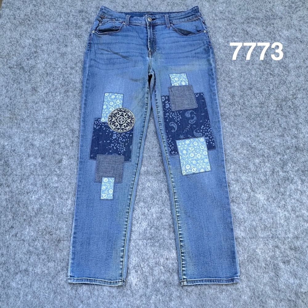 Chicos Boyfriend Ankle Jeans Blue Patchwork Embroidered Medallion Size 0.5 6R
